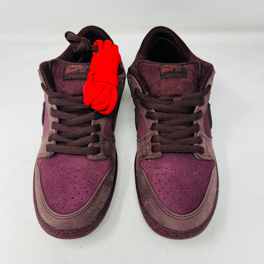 Nike SB Dunk Low City of Love Burgundy Crush