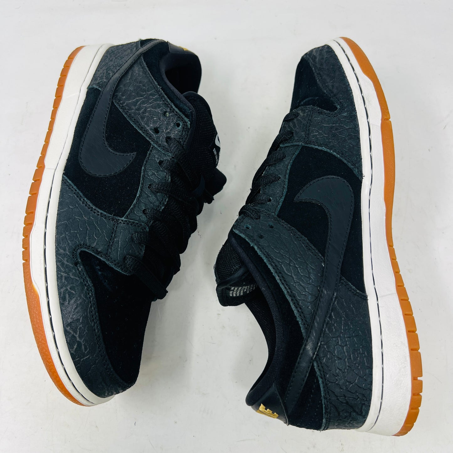 Nike SB Dunk Low Nontourage