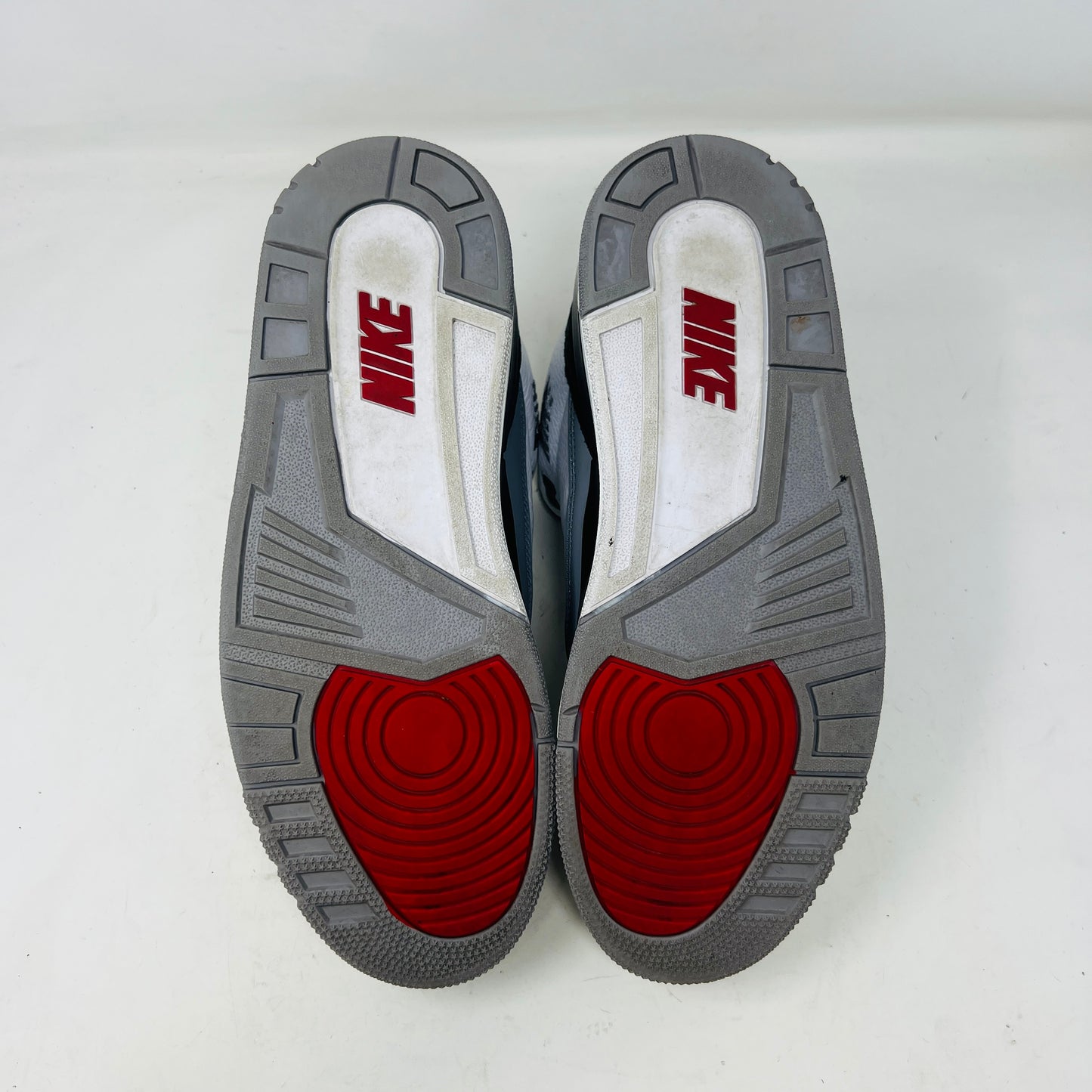 Jordan 3 Retro Tinker Hatfield
