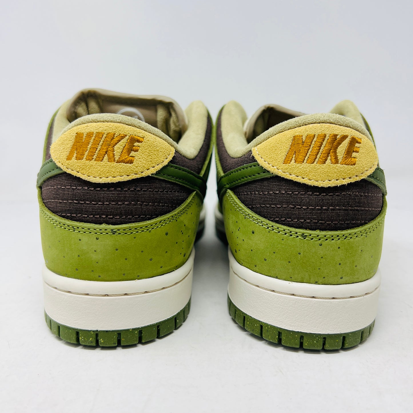 Nike SB Dunk Low Yuto Horigome Asparagus
