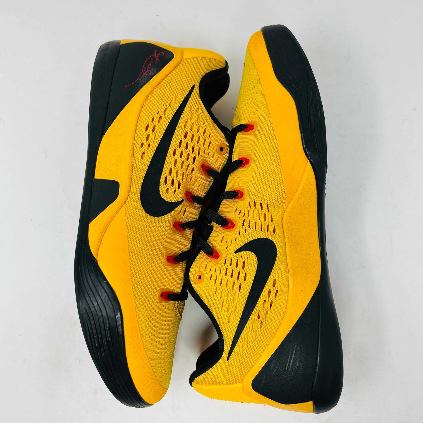 Nike Kobe 9 EM Low Bruce Lee