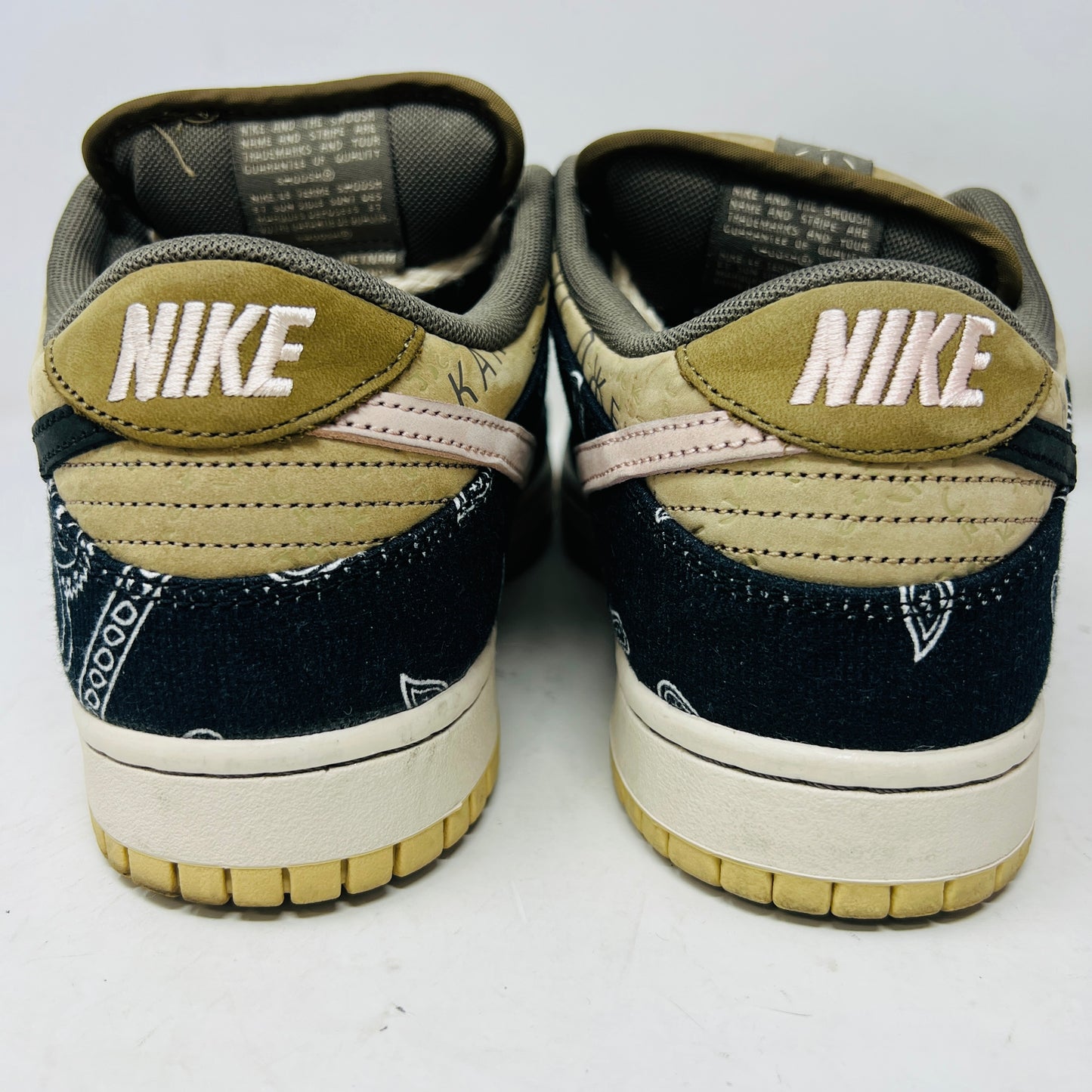Nike SB Dunk Low Travis Scott (Special Box)