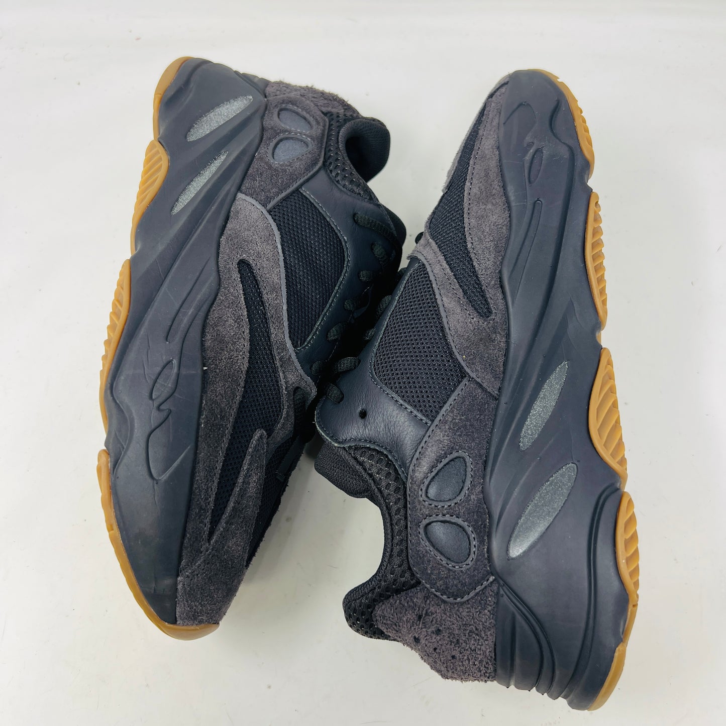 adidas Yeezy Boost 700 Utility Black