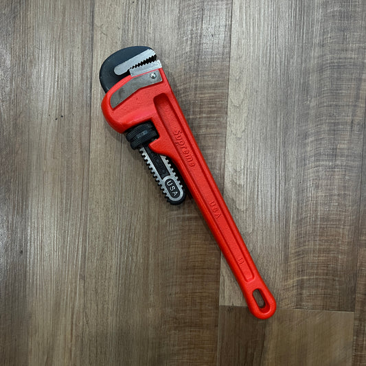 Supreme Ridgid Pipe Wrench Red