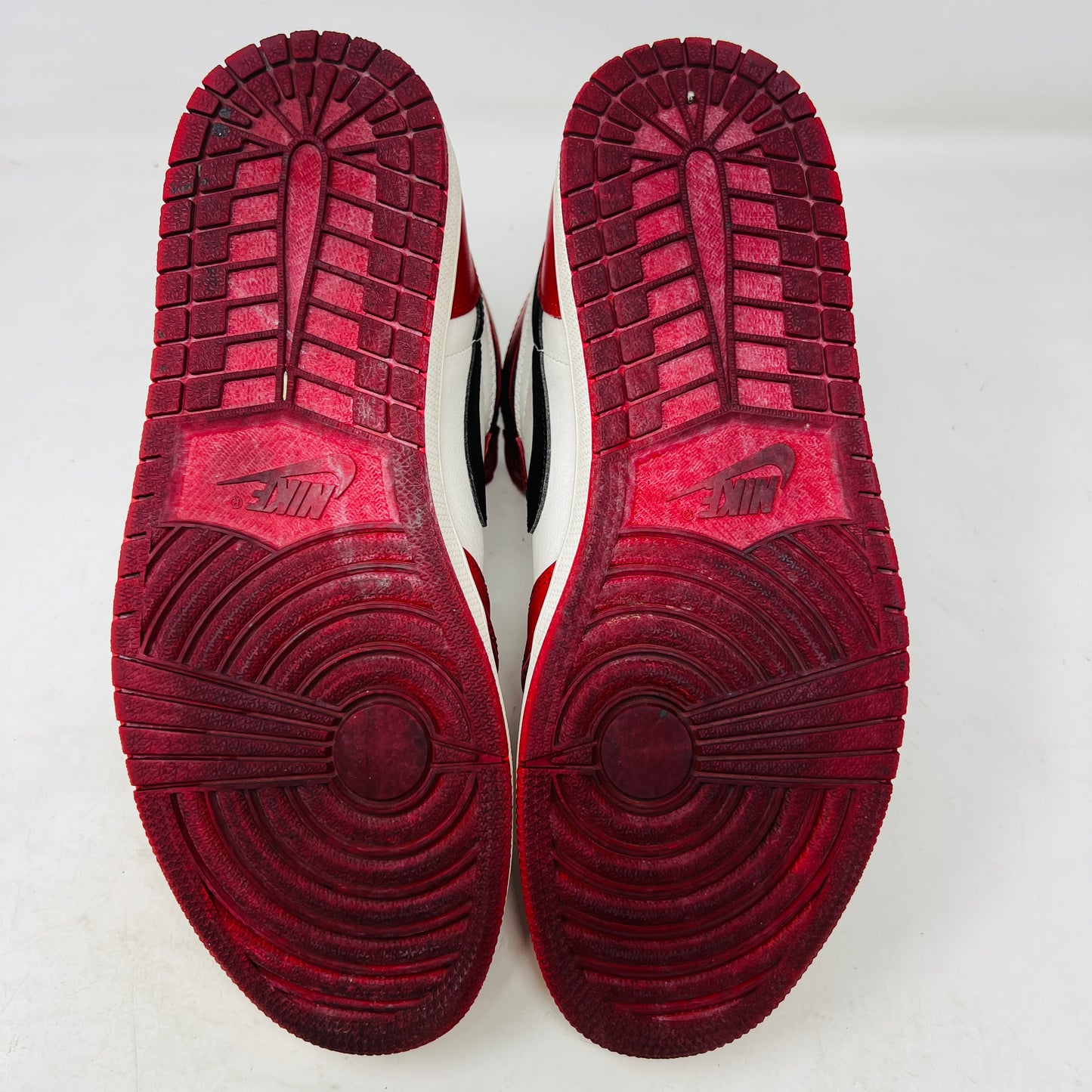 Jordan 1 Retro High OG Chicago Lost and Found