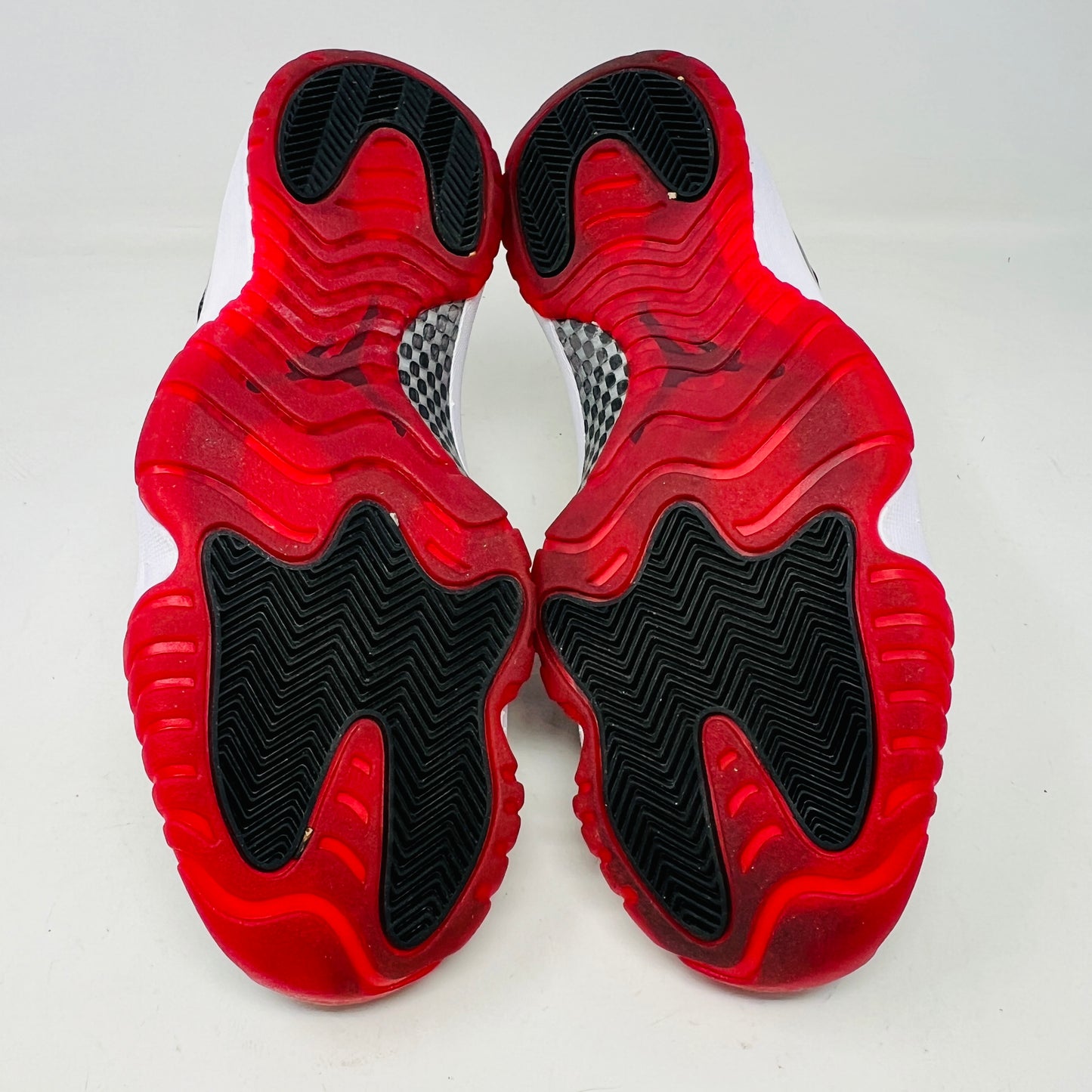 Jordan 11 Retro Low Concord Bred
