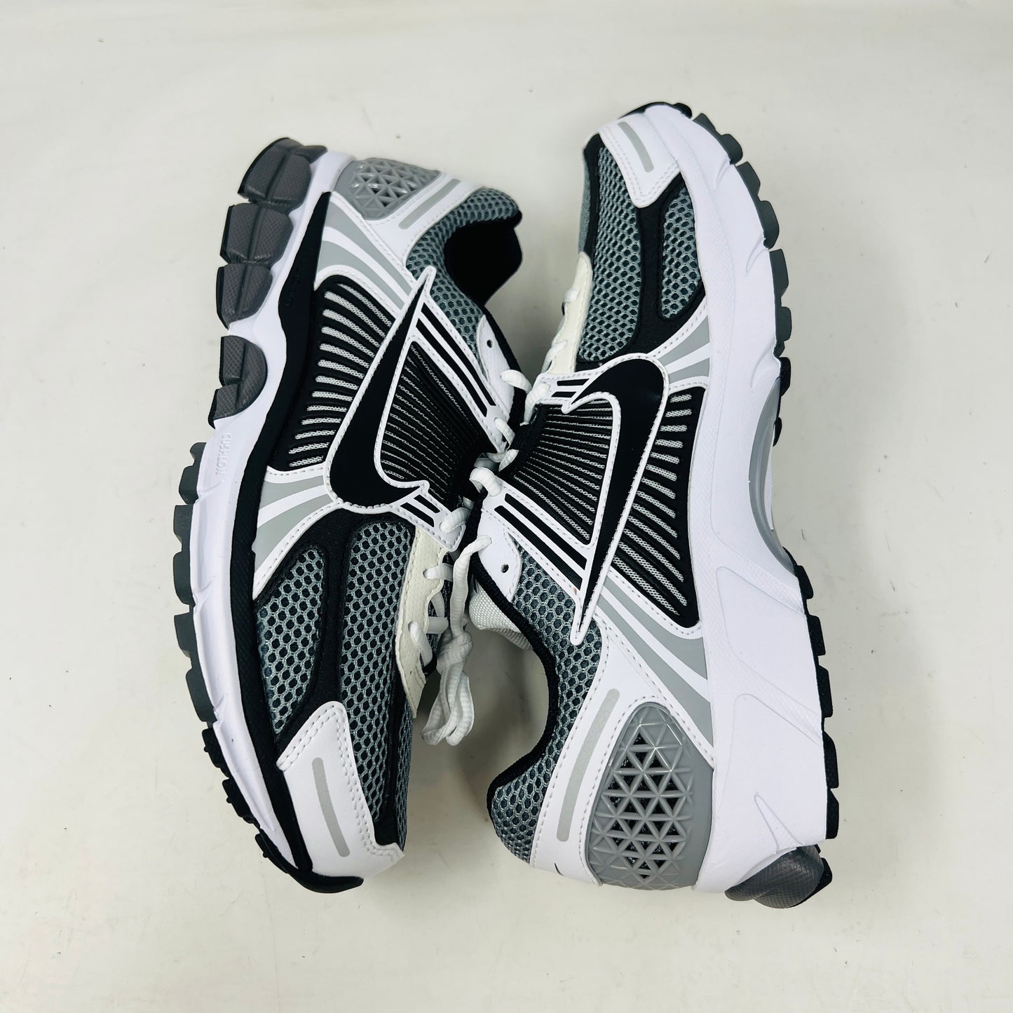 Nike Zoom Vomero 5 SE SP Dark Grey Black White