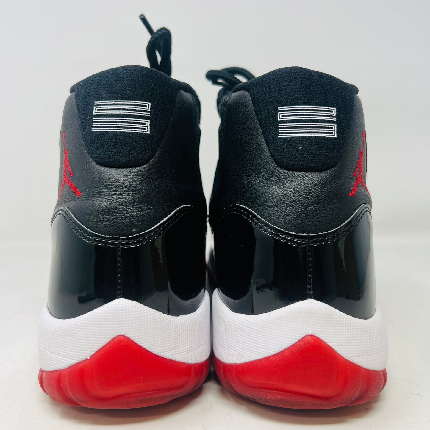 Jordan 11 Retro Playoffs Bred (2019)