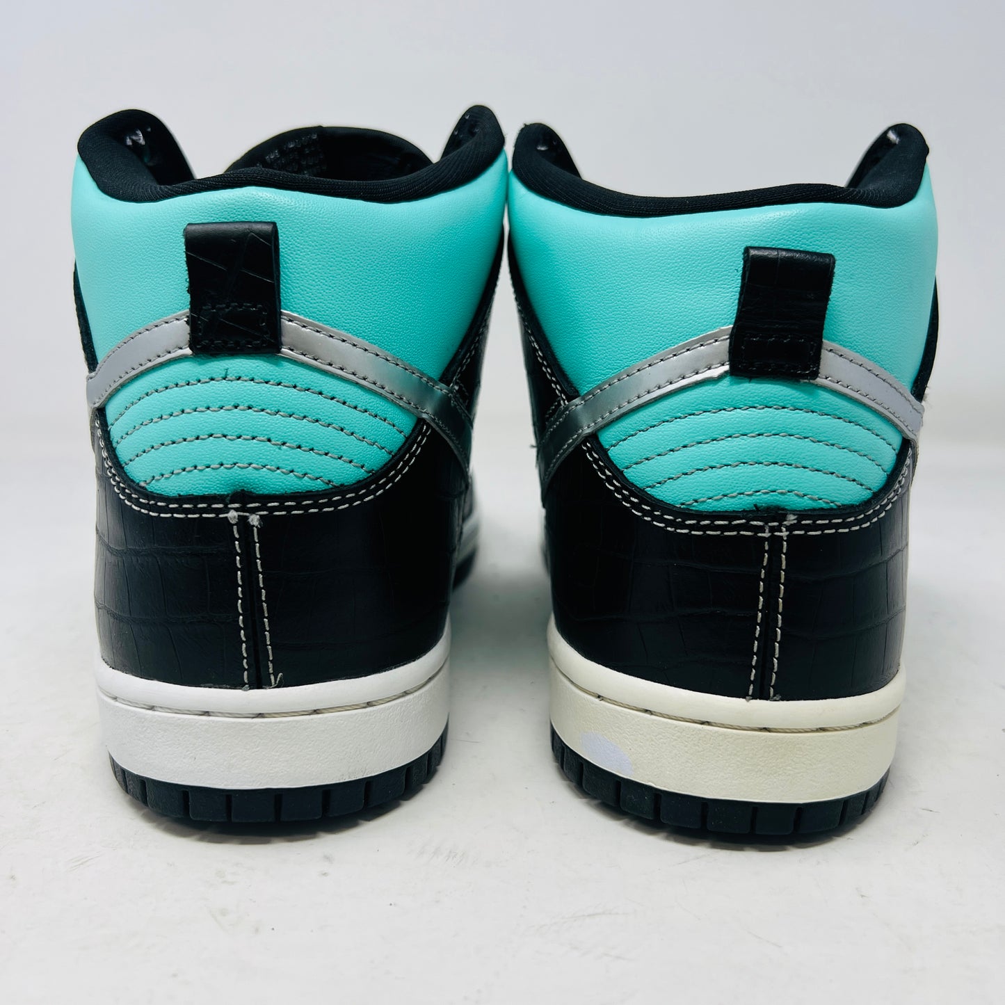 Nike SB Dunk High Diamond Supply Co.