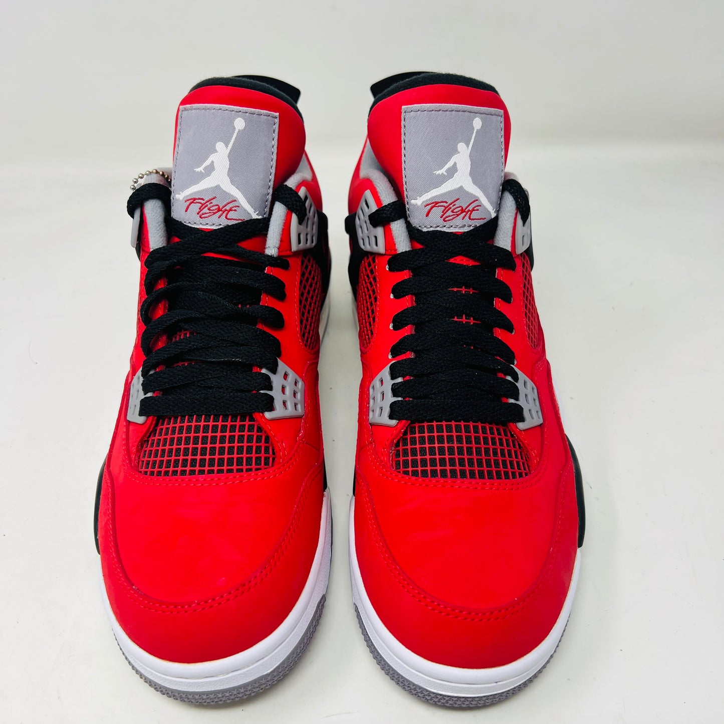 Jordan 4 Retro Toro Bravo