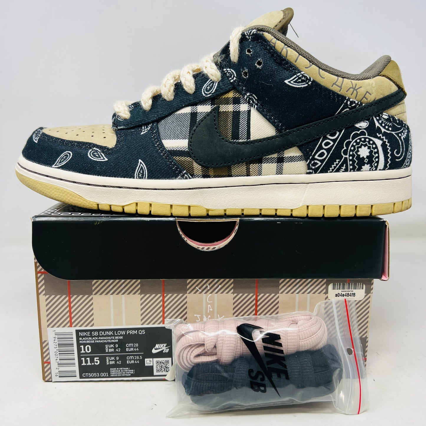Nike SB Dunk Low Travis Scott (Special Box)