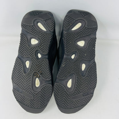 adidas Yeezy Boost 700 V2 Vanta