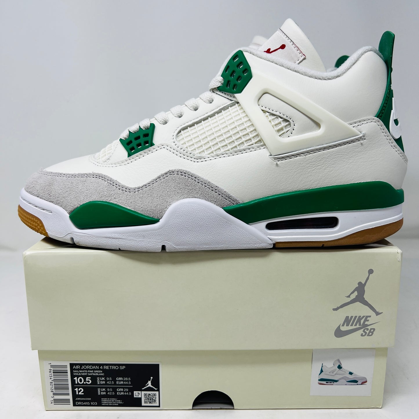Jordan 4 Retro SB Pine Green