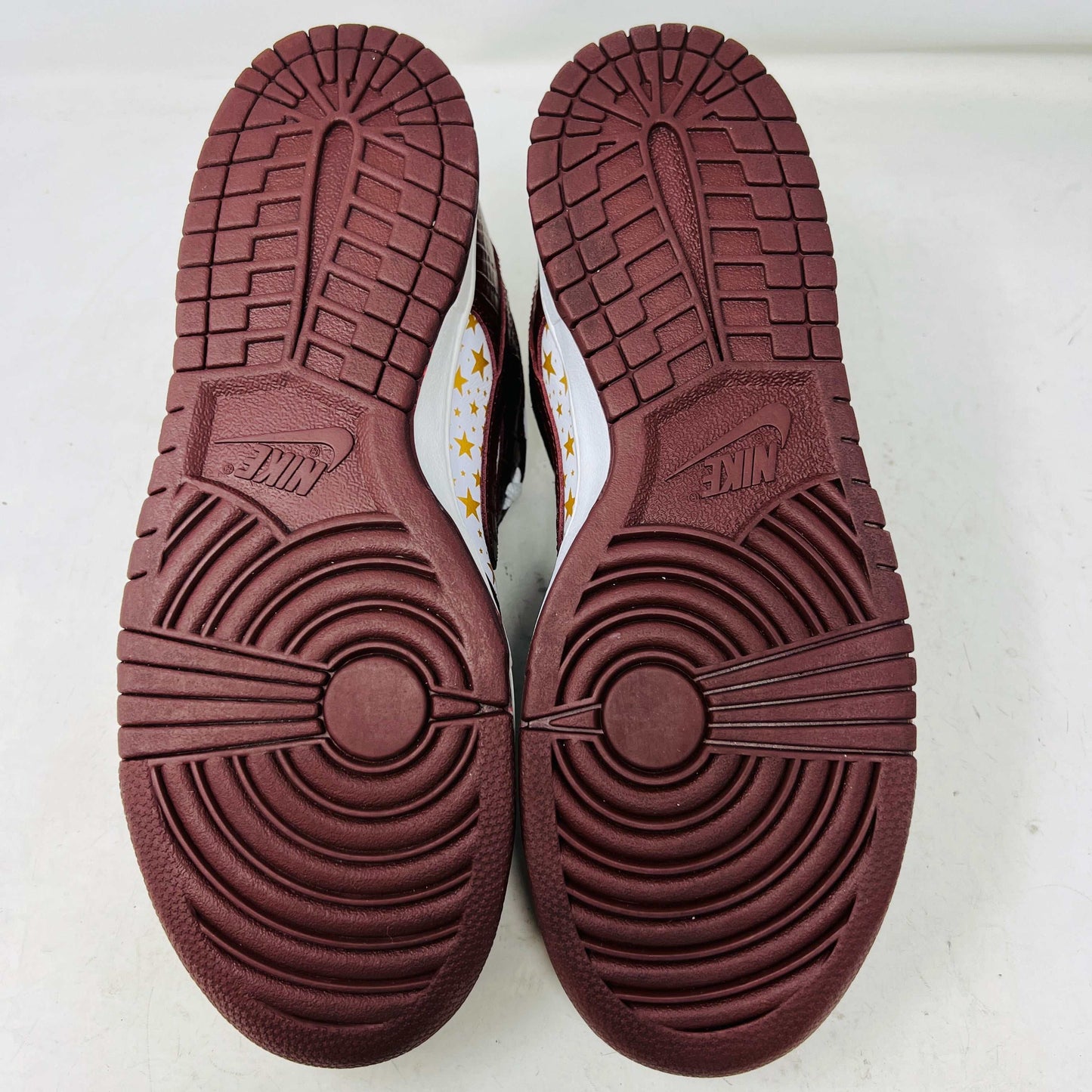 Nike SB Dunk Low Supreme Stars Barkroot Brown (2021)