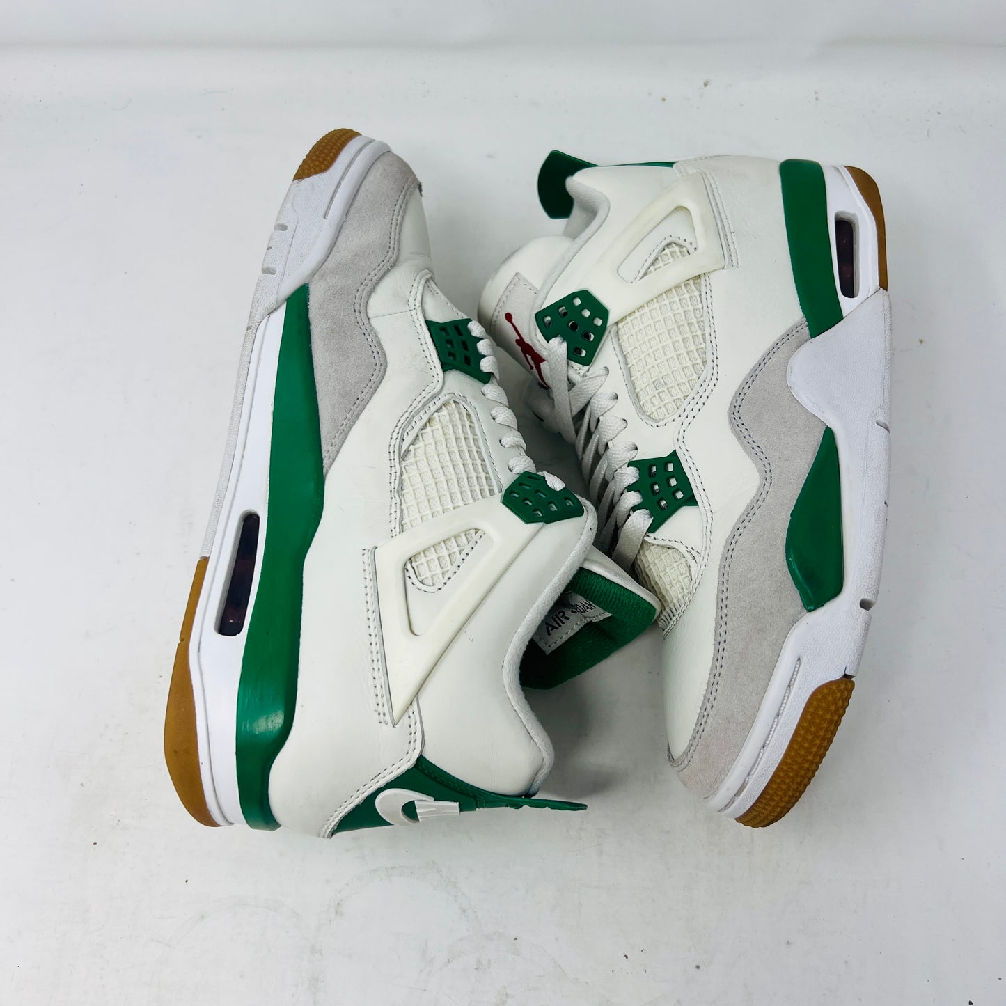 Jordan 4 Retro SB Pine Green
