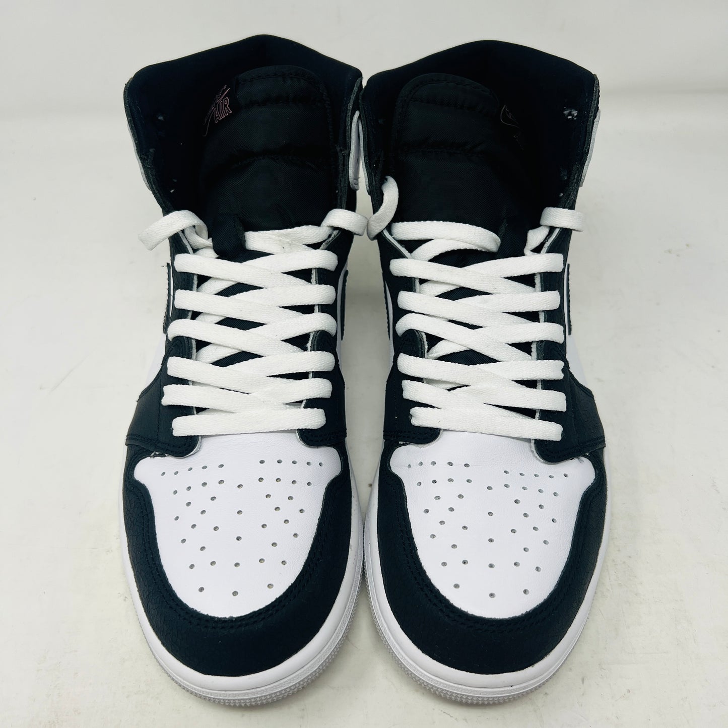 Jordan 1 Retro High OG Bleached Coral