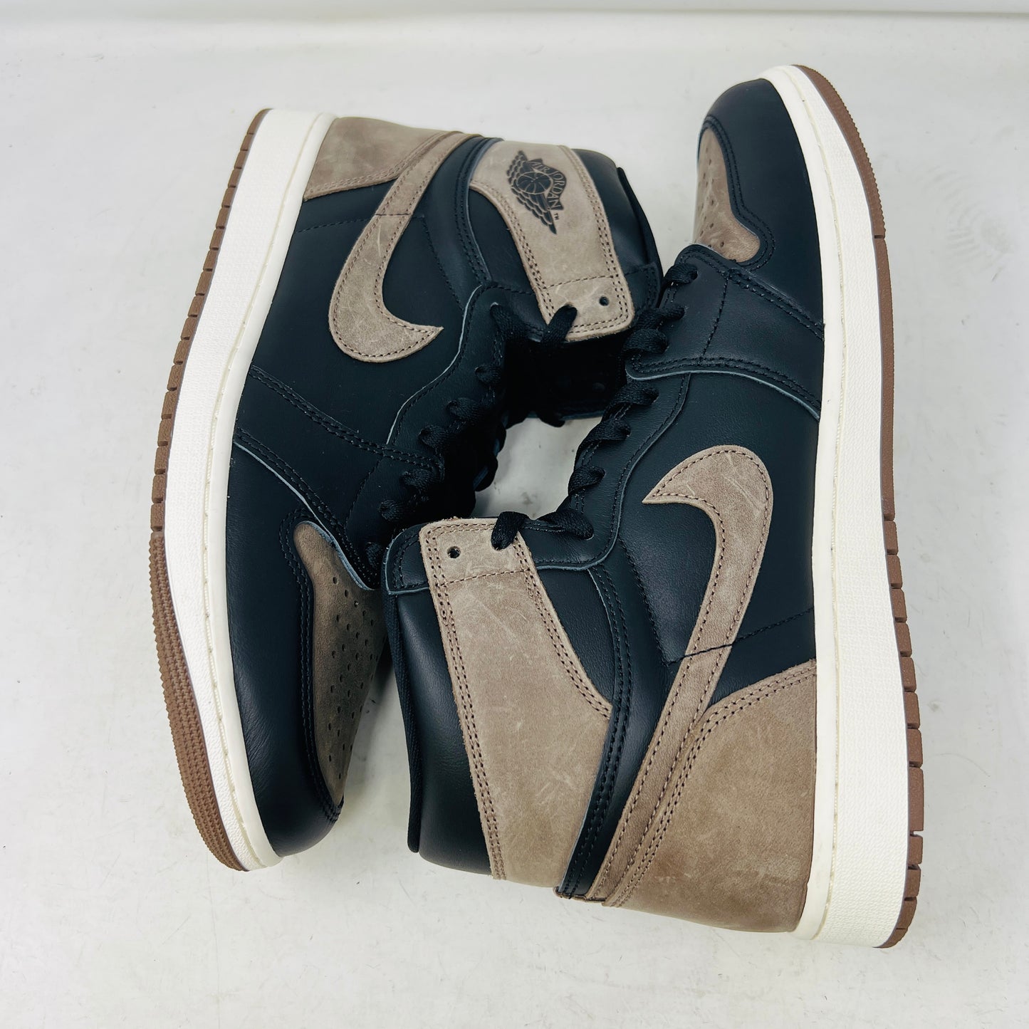 Jordan 1 Retro High OG Palomino