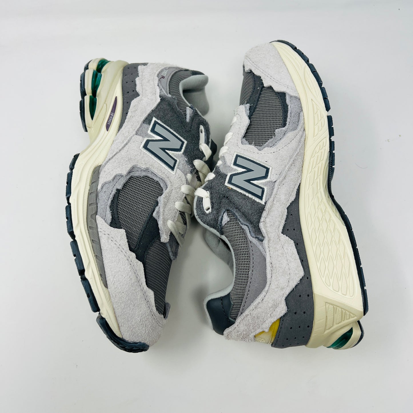 New Balance 2002R Protection Pack Rain Cloud