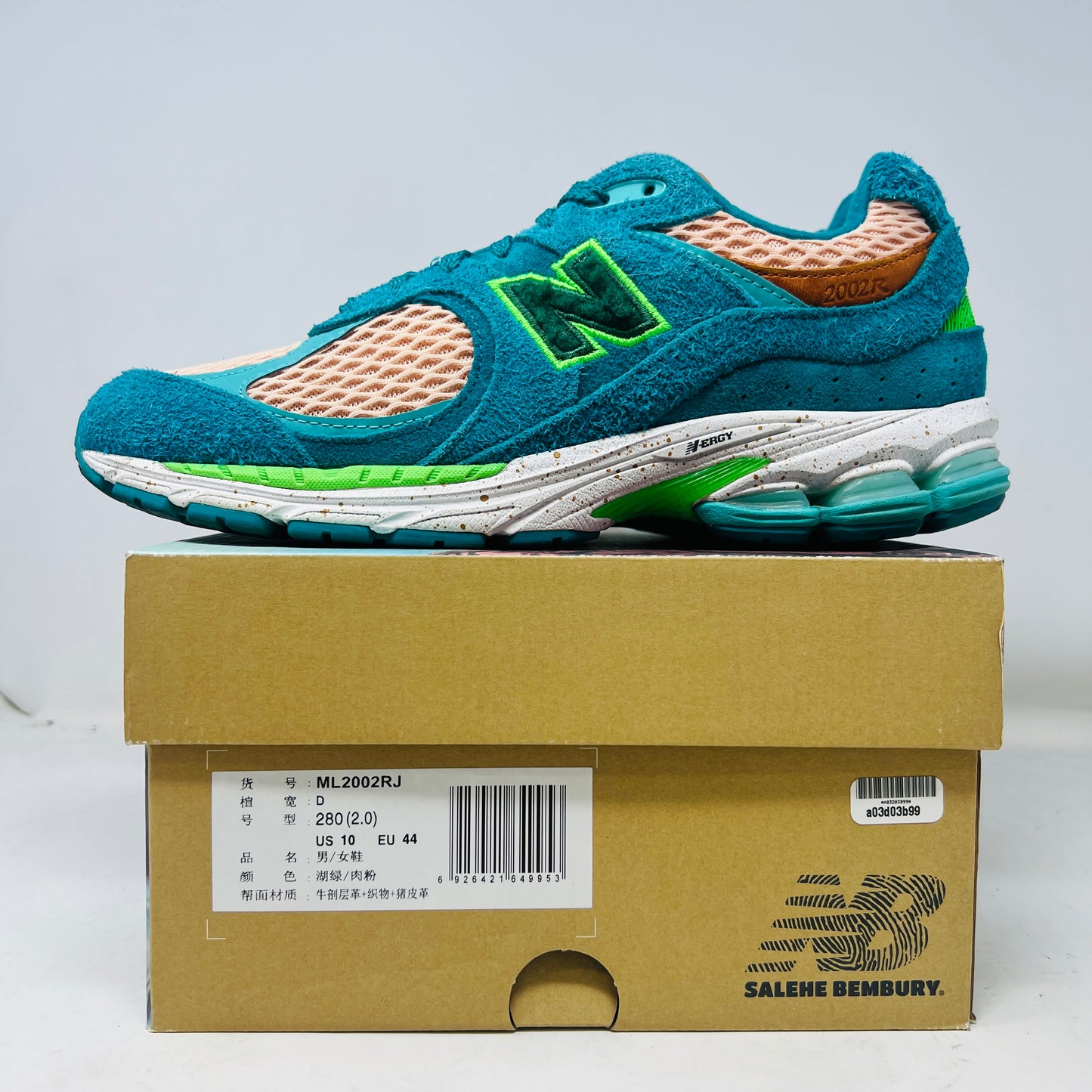 New Balance 2002R Salehe Bembury Water Be The Guide