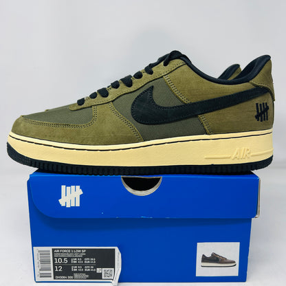 Nike Air Force 1 Low SP Undefeated Ballistic Dunk vs. AF1
