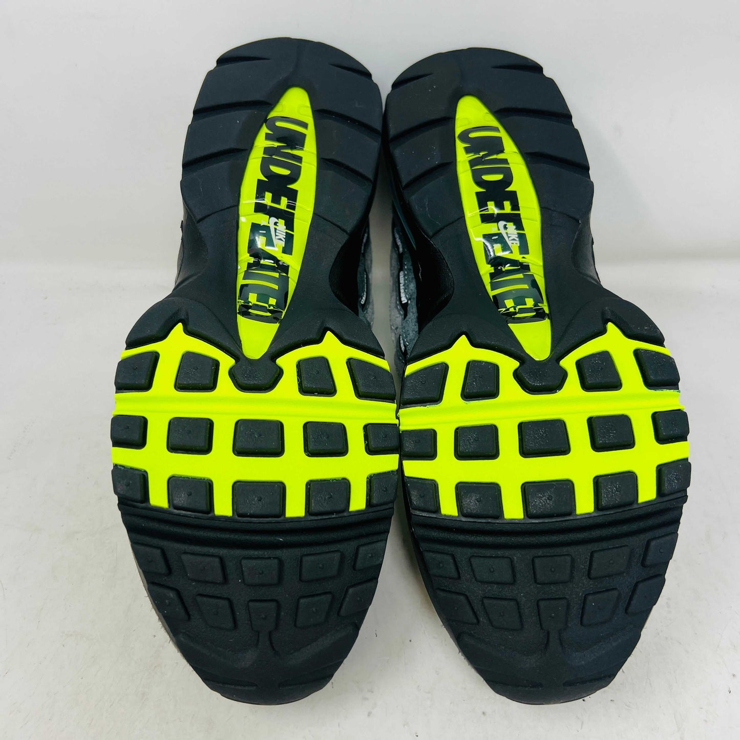 Nike Air Max 95 SP Undefeated Geo NYC Neon