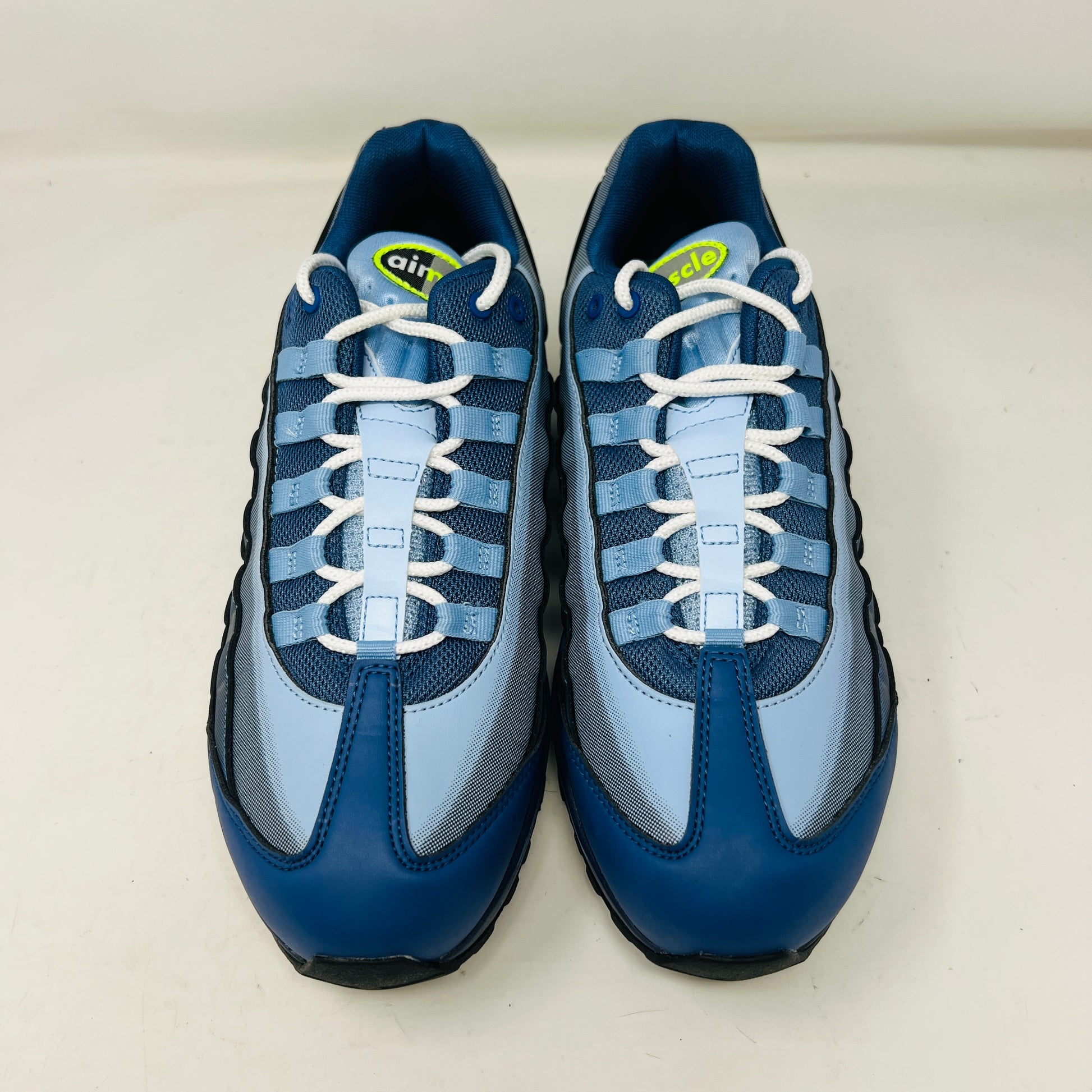 Nike Air Max Muscle 95 Yu-Gi-Oh! Joey (with Promo Card) Nike Air Max Muscle 95 Yu-Gi-Oh! Joey (with Promo Card)