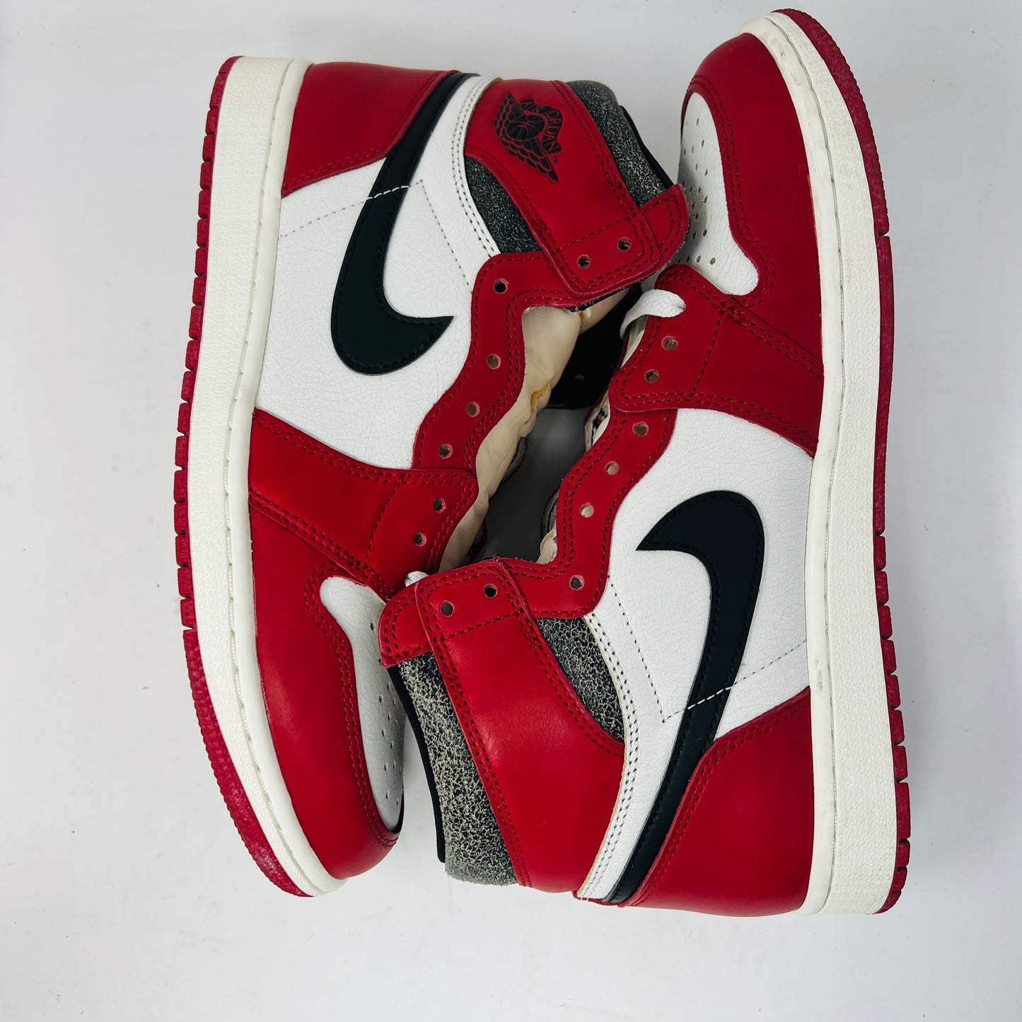 Jordan 1 Retro High OG Chicago Lost and Found