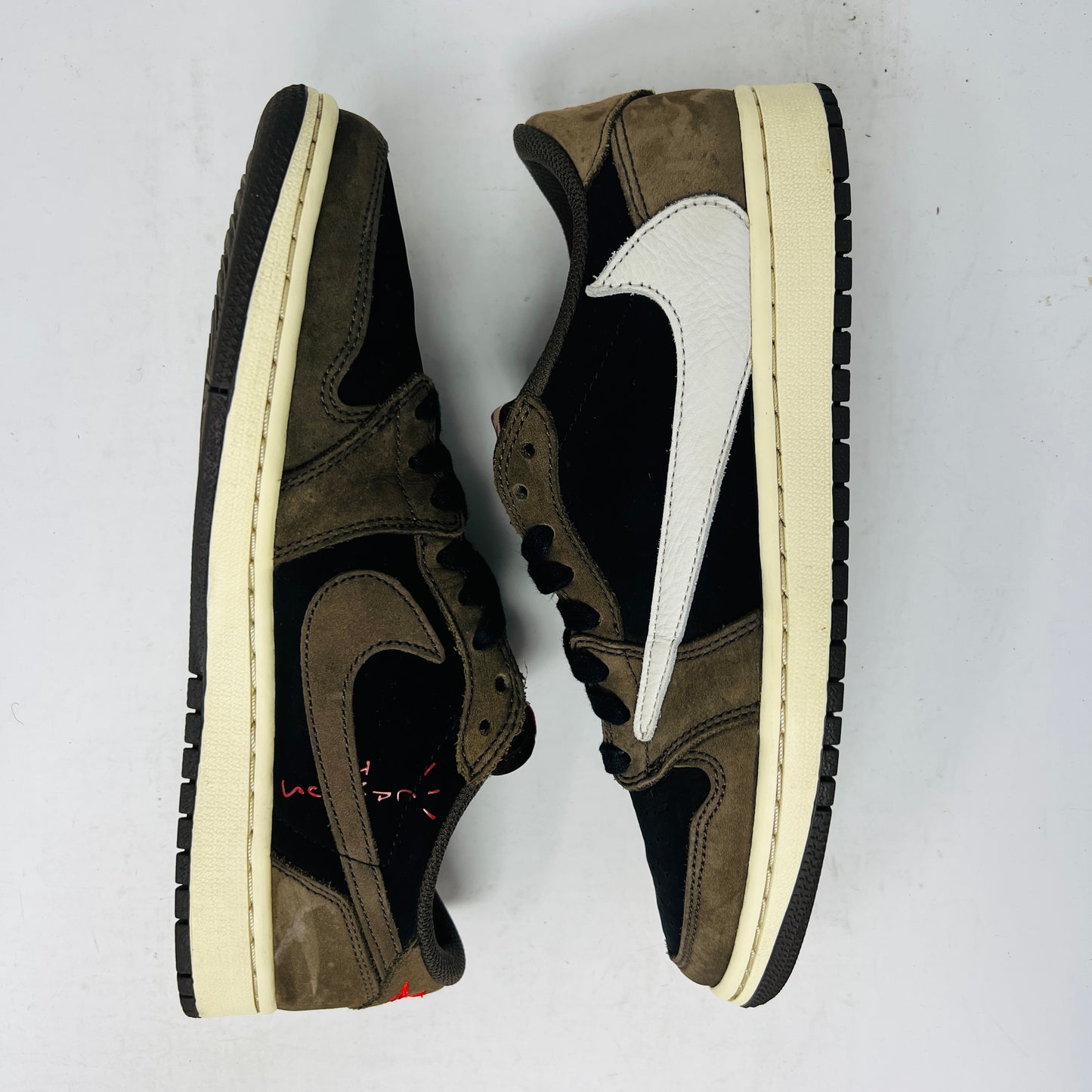 Jordan 1 Retro Low OG SP Travis Scott Mocha
