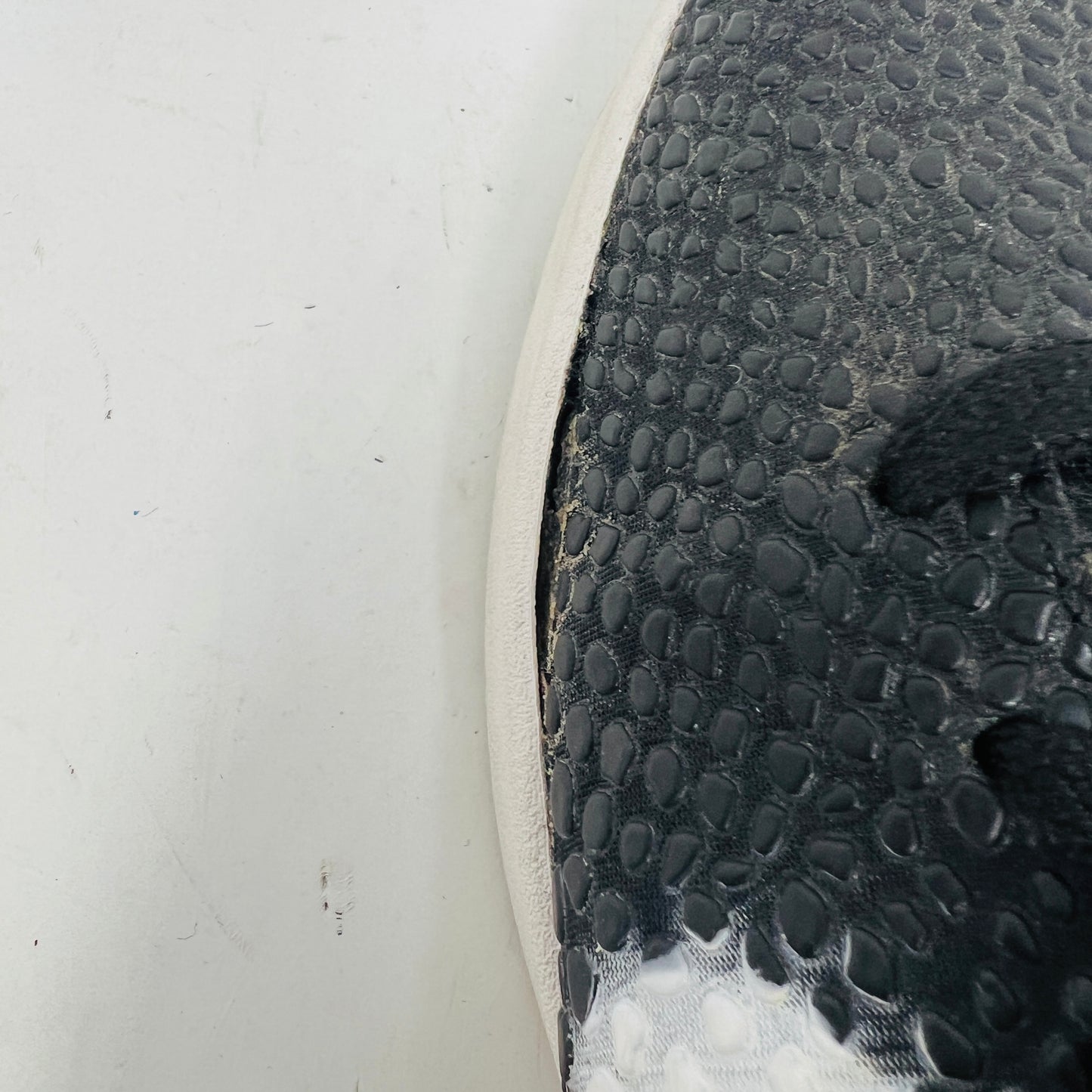 Freinds And Family Nike SB Eric Koston Kobe (SAMPLE)