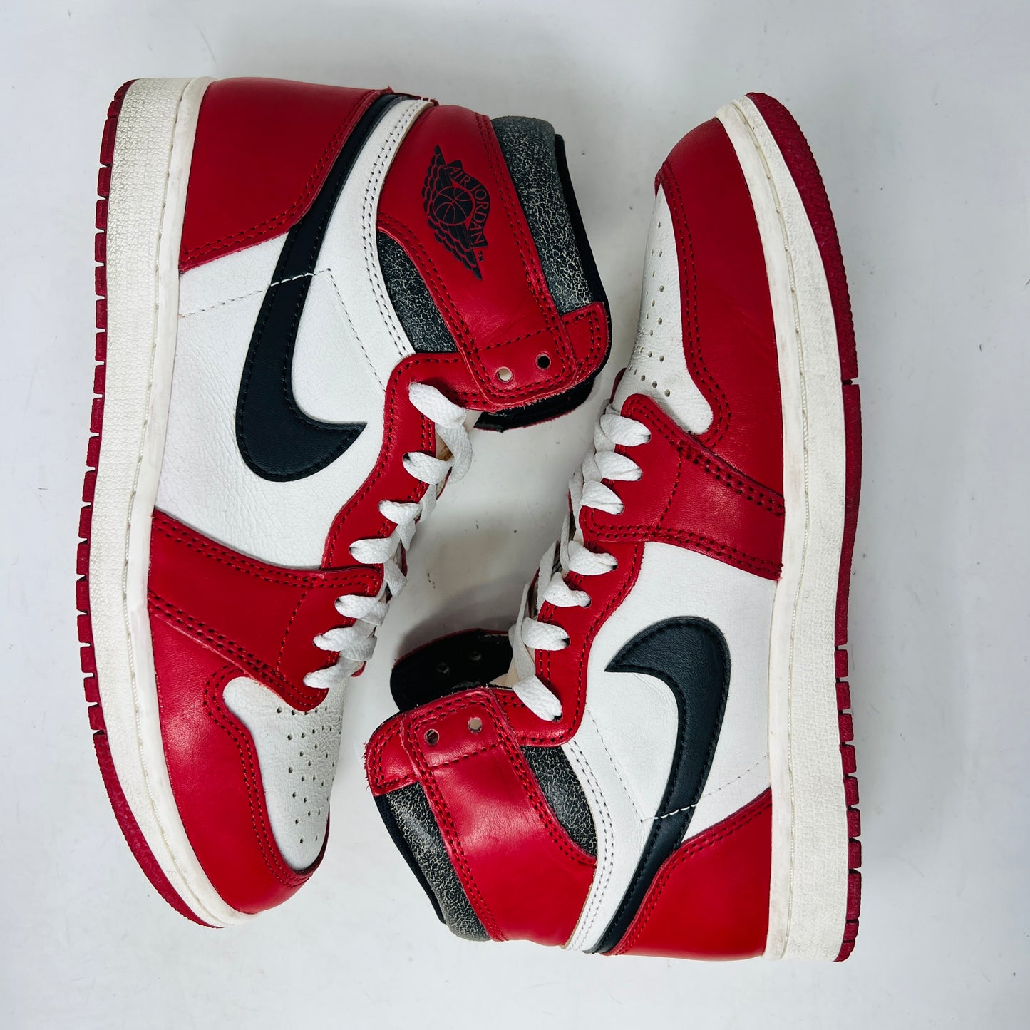 Jordan 1 Retro High OG Chicago Lost and Found