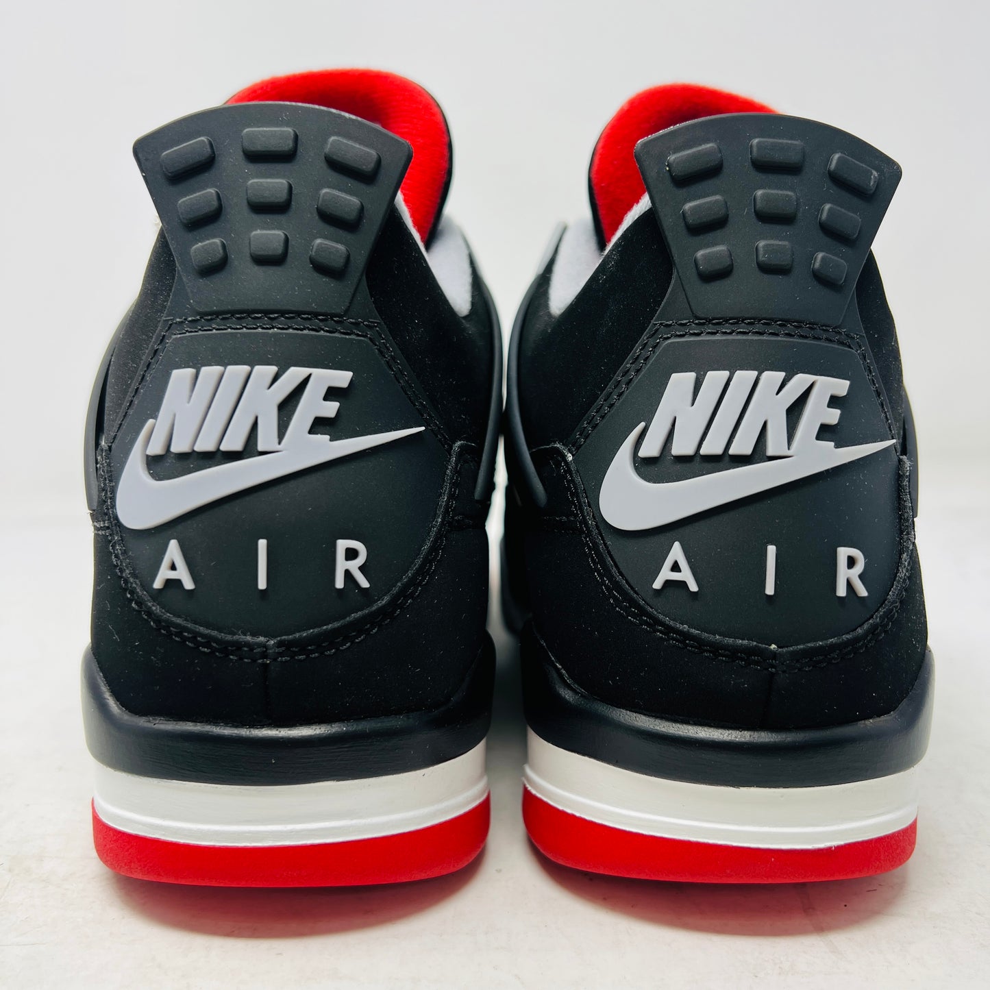 Jordan 4 Retro Bred (2019)