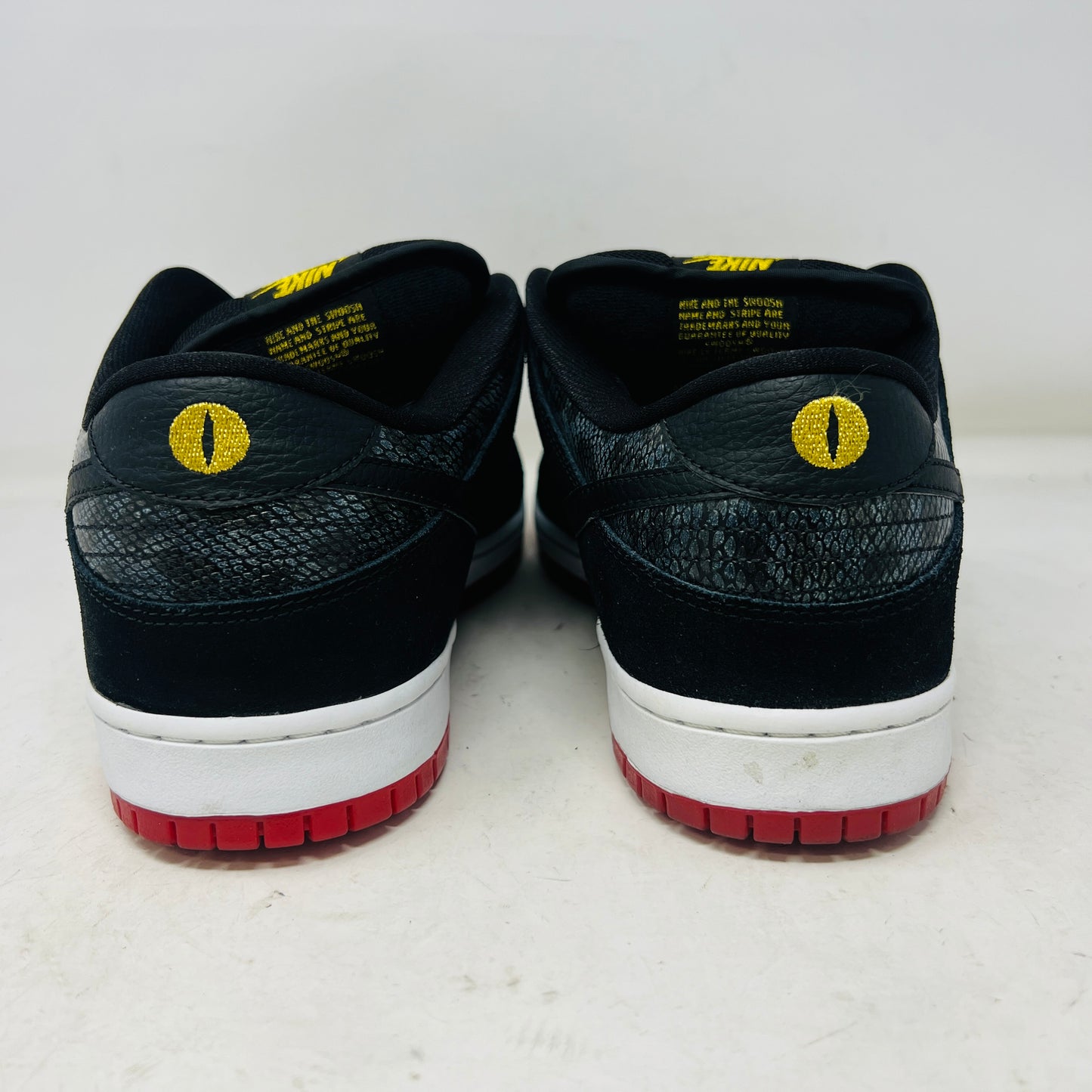 Nike SB Dunk Low Snake Eyes