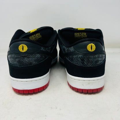 Nike SB Dunk Low Snake Eyes