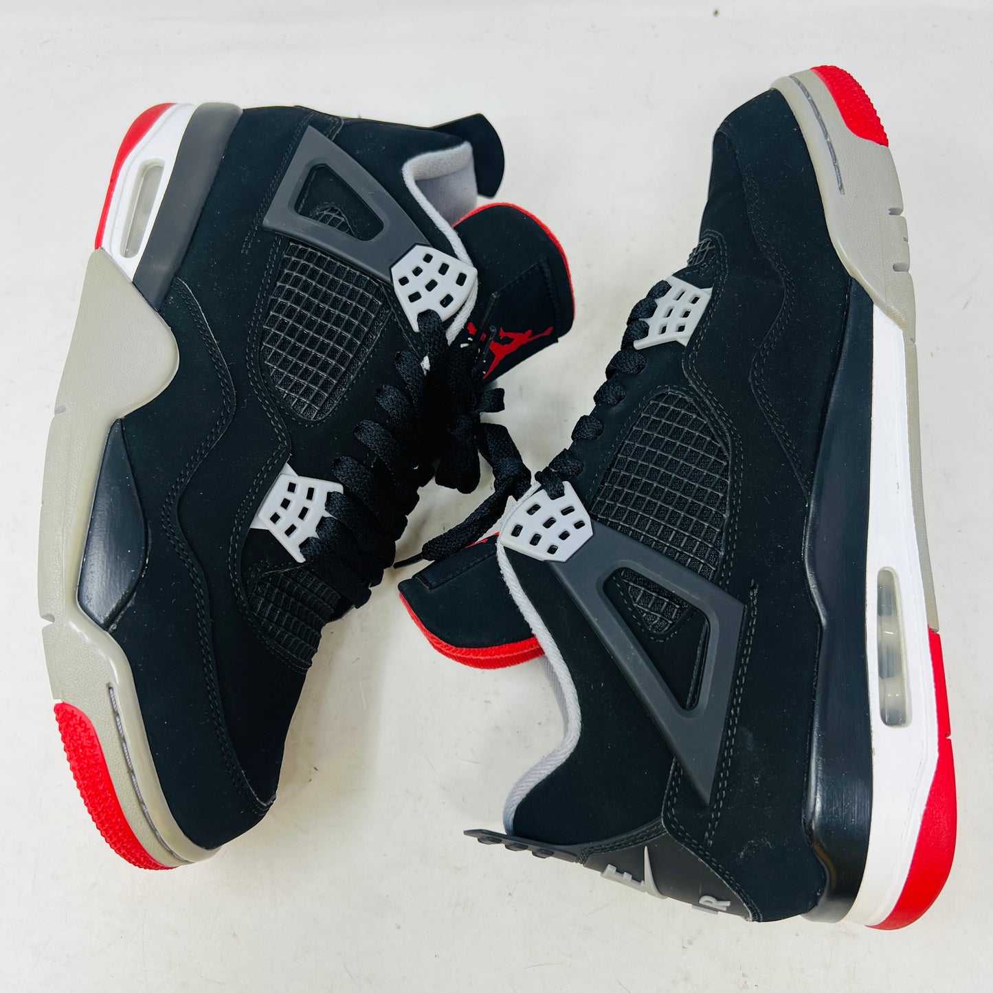 Jordan 4 Retro Bred (2019)