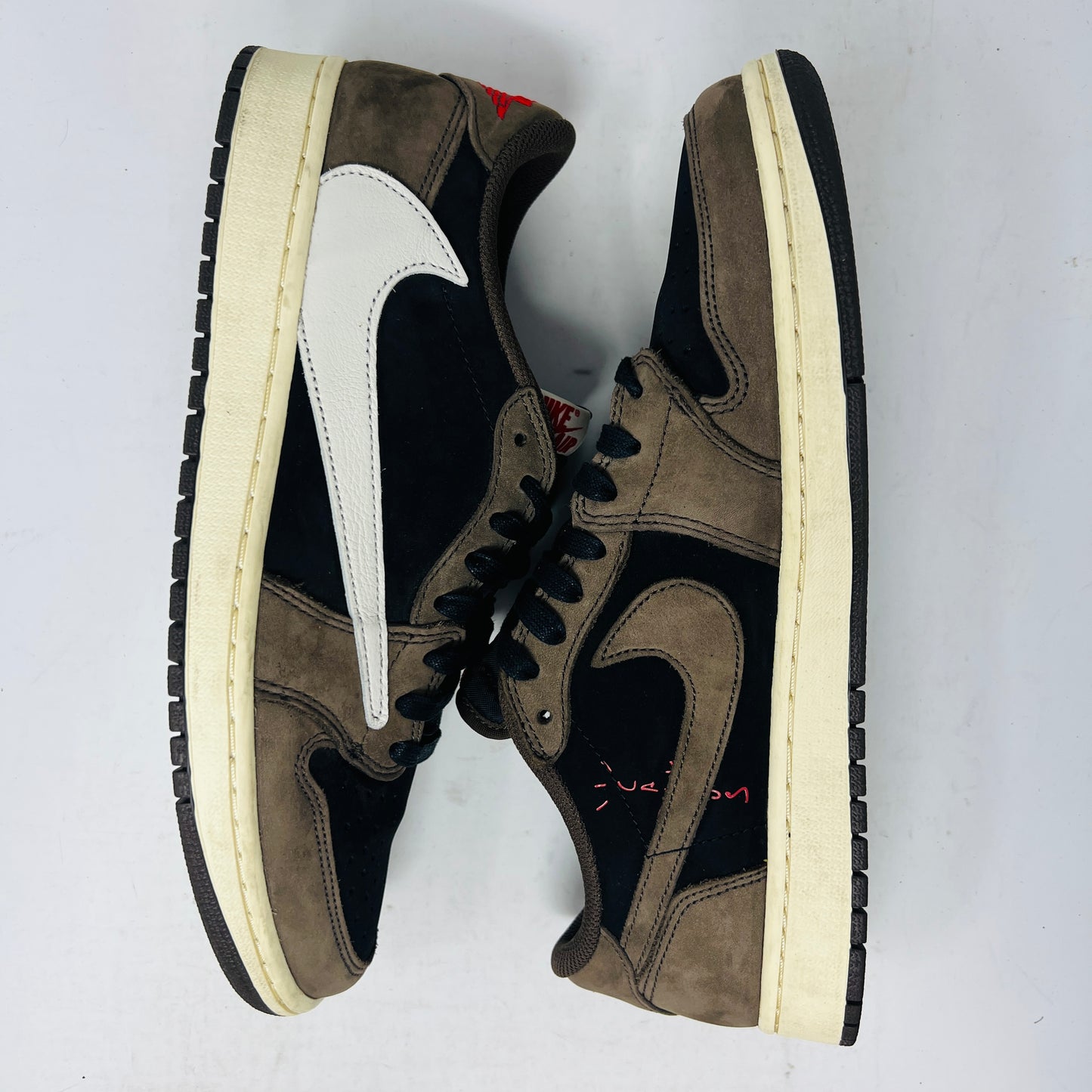 Jordan 1 Retro Low OG SP Travis Scott Mocha