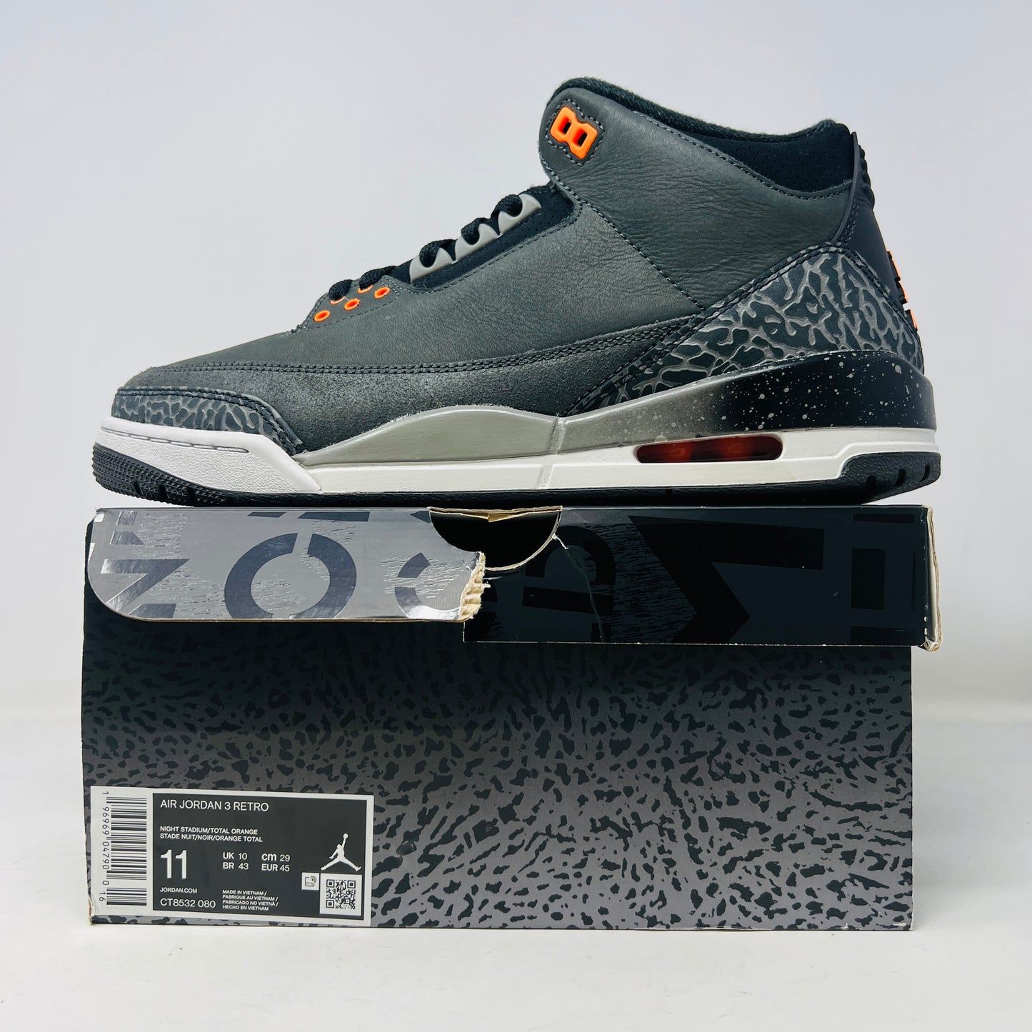 Jordan 3 Retro Fear Pack (2023)