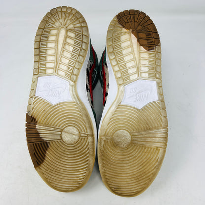 Nike SB Dunk High Dog Walker