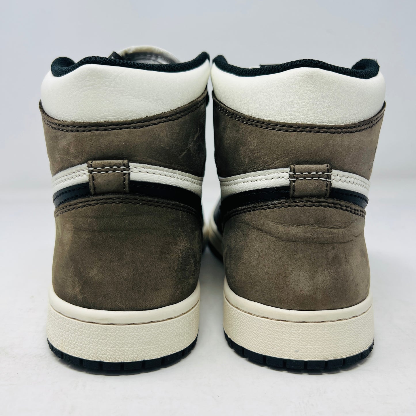 Jordan 1 Retro High Dark Mocha