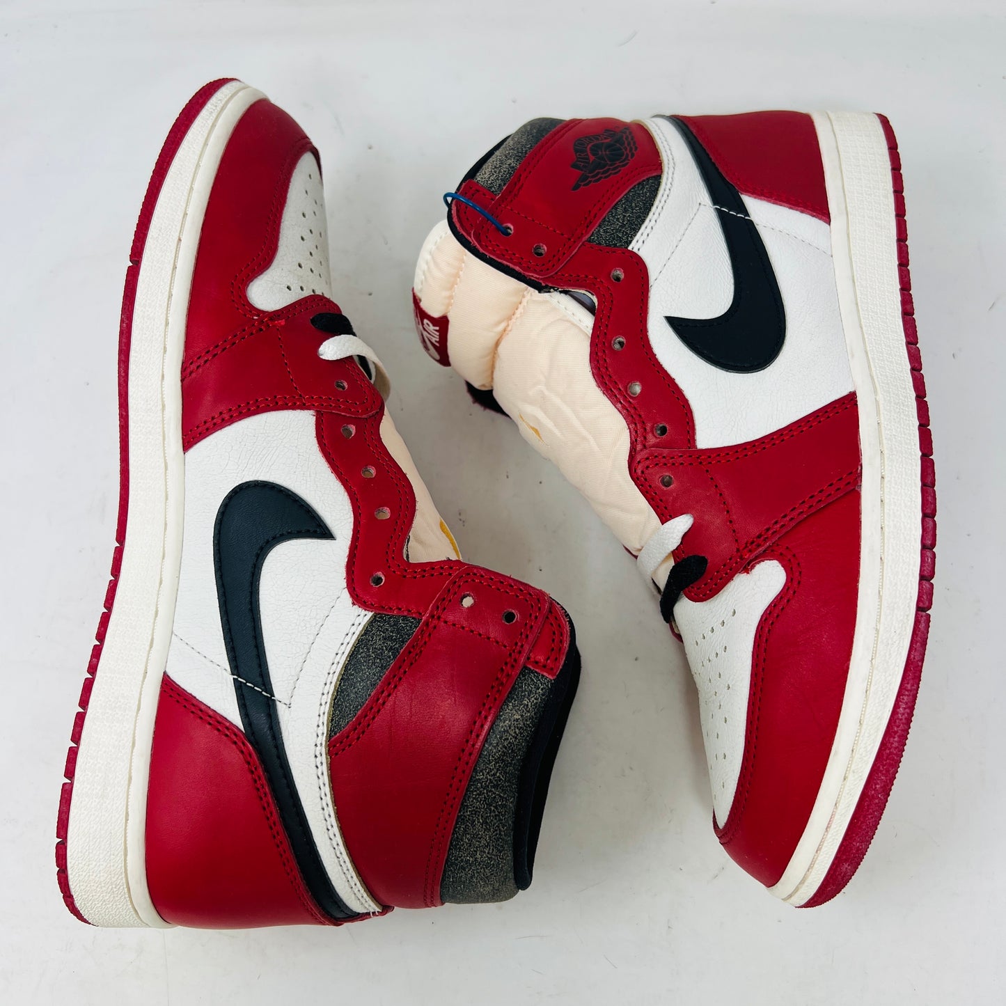 Jordan 1 Retro High OG Chicago Lost and Found
