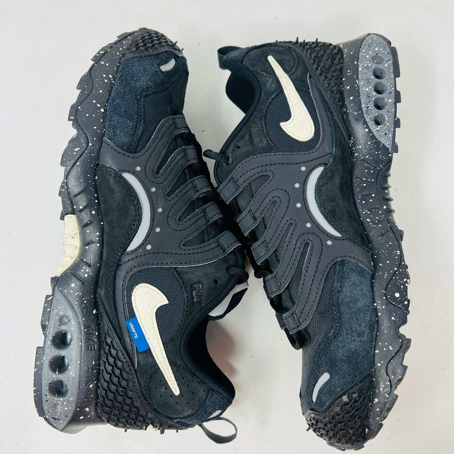 Nike Air Terra Humara Undefeated Black
