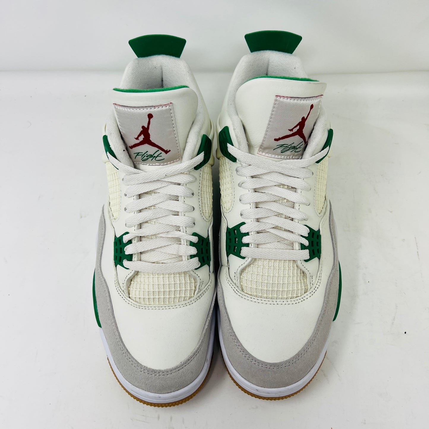 Jordan 4 Retro SB Pine Green