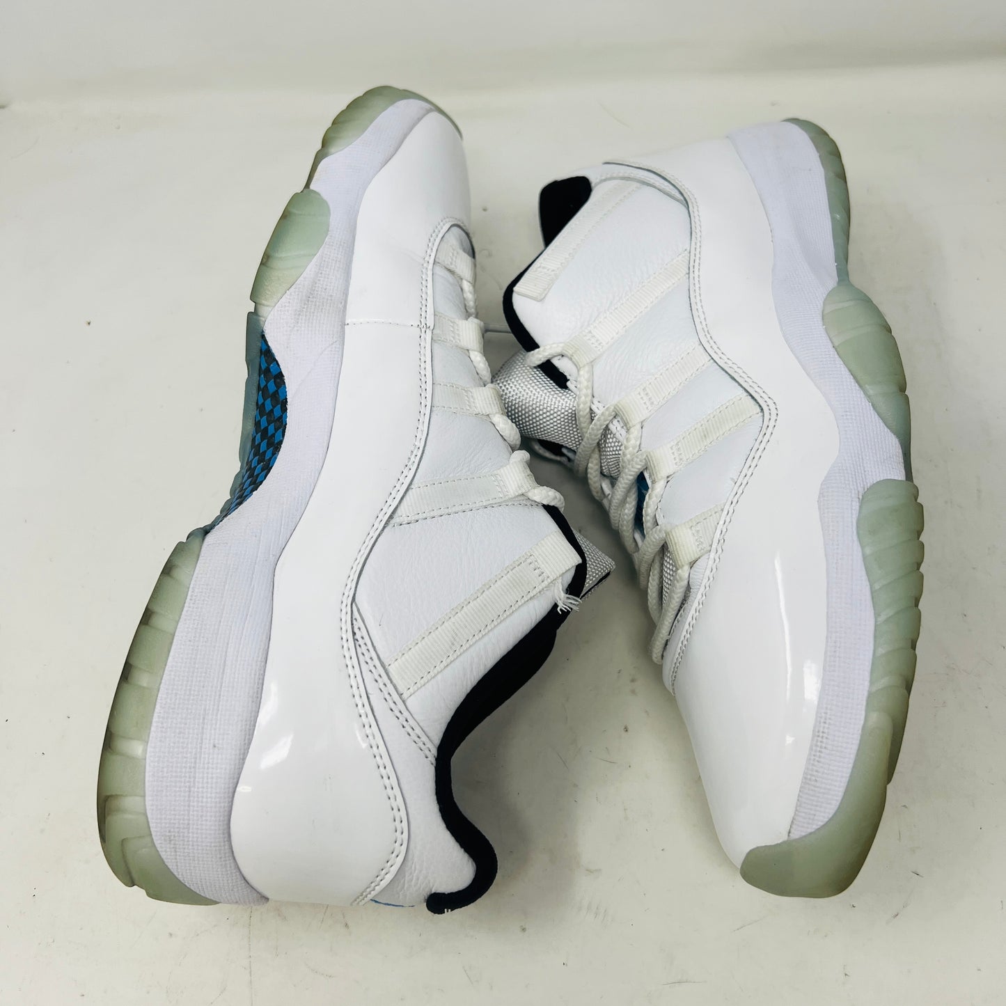 Jordan 11 Retro Low Legend Blue