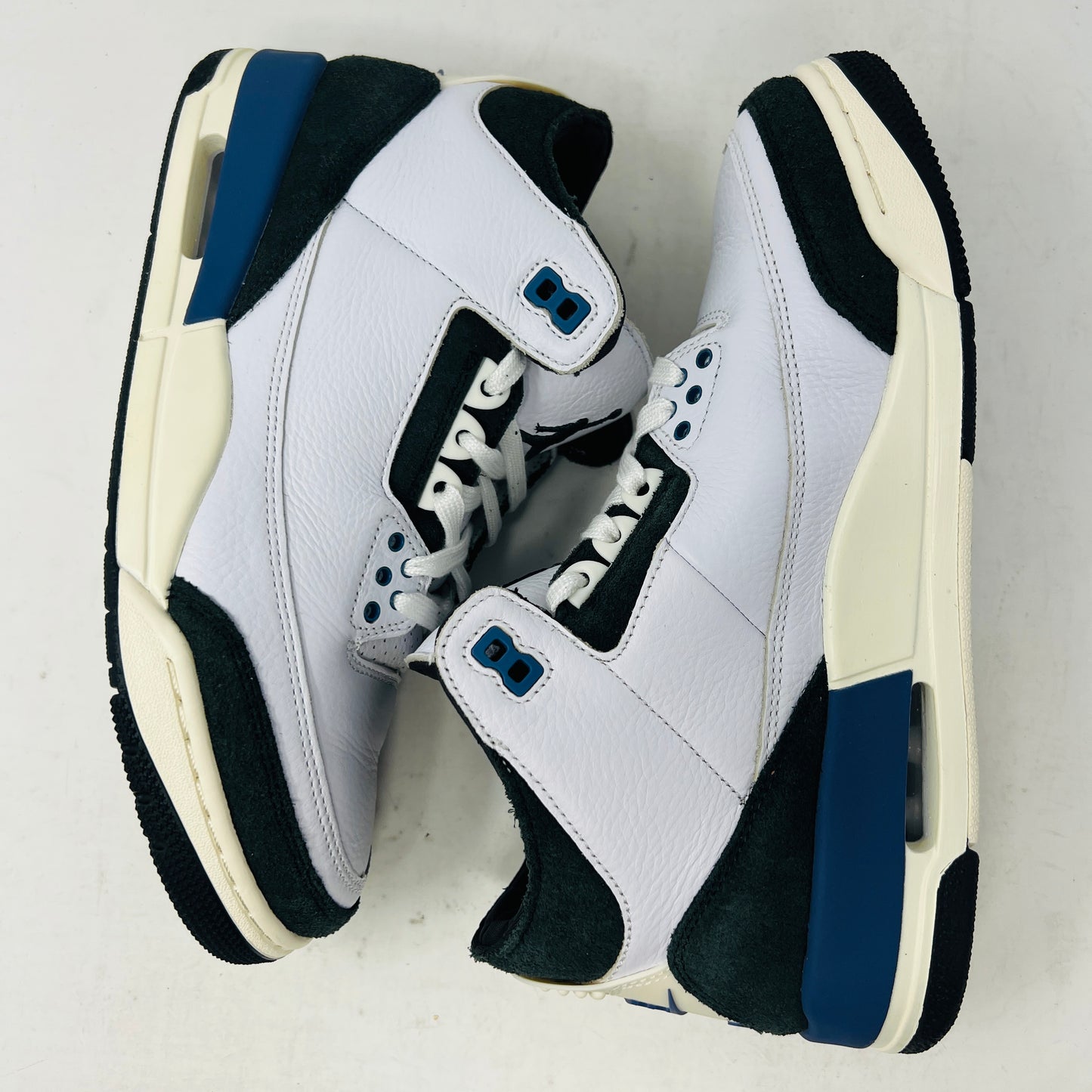 Jordan 3 Retro OG SP A Ma Maniére Diffused Blue