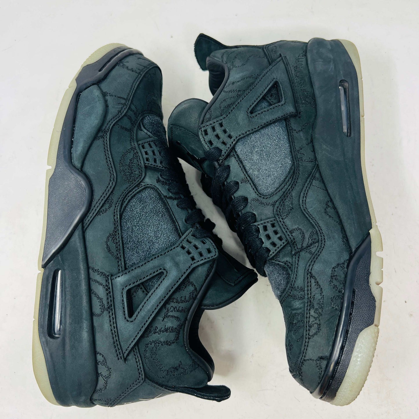 Jordan 4 Retro Kaws Black