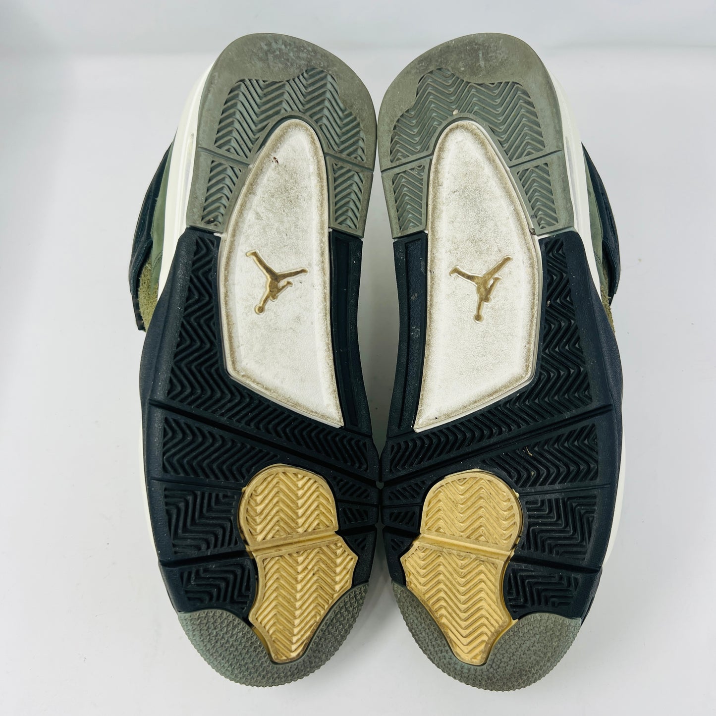 Jordan 4 Retro SE Craft Medium Olive