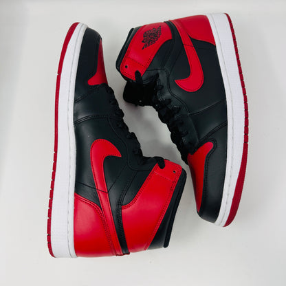 Jordan 1 Retro Bred (2013)