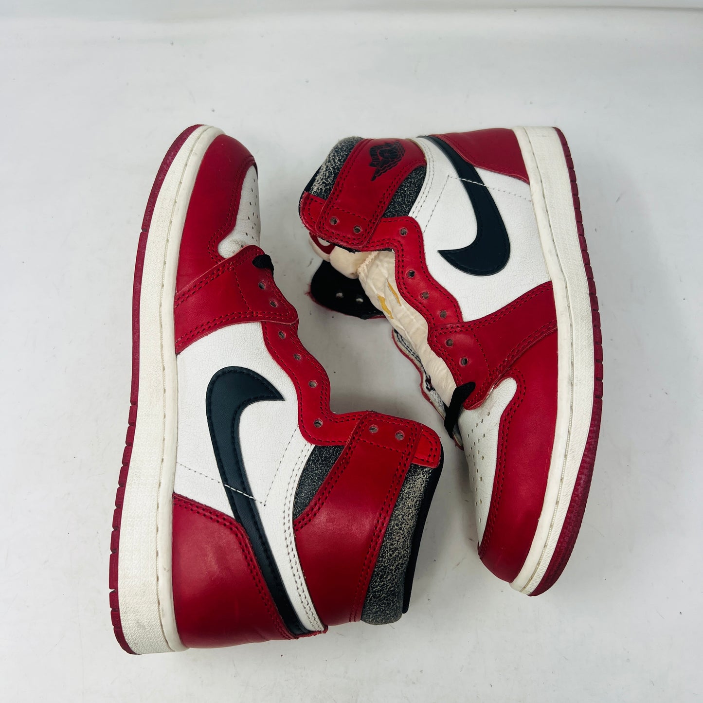 Jordan 1 Retro High OG Chicago Lost and Found