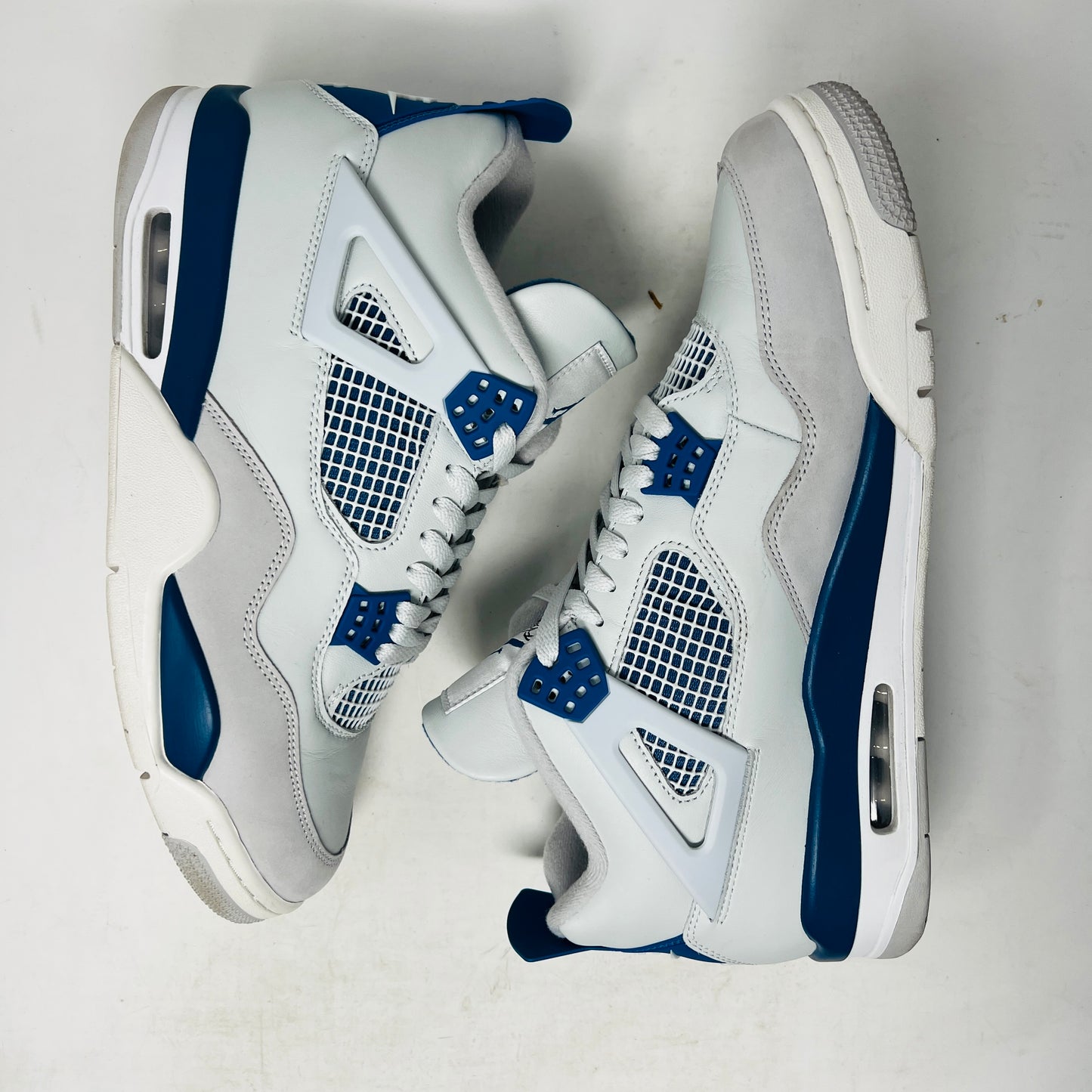 Jordan 4 Retro Military Blue (2024)