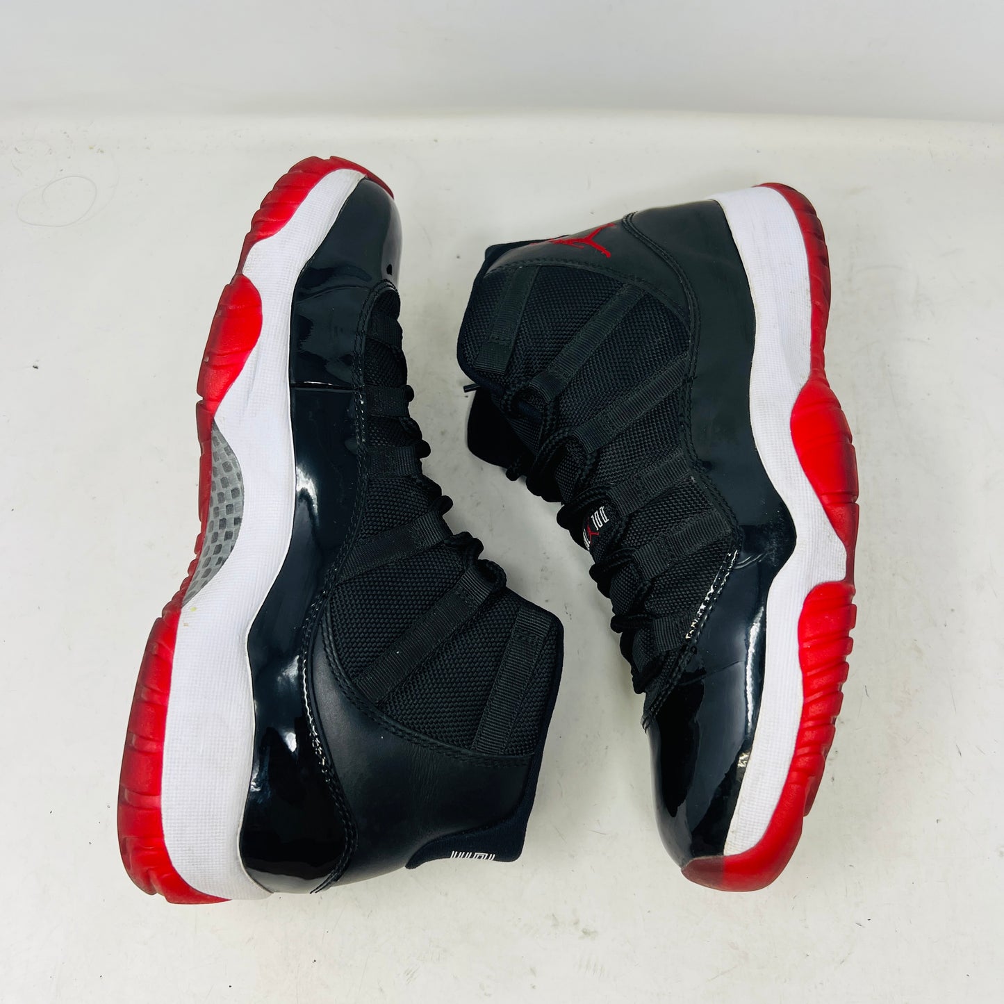 Jordan 11 Retro Playoffs (2012)