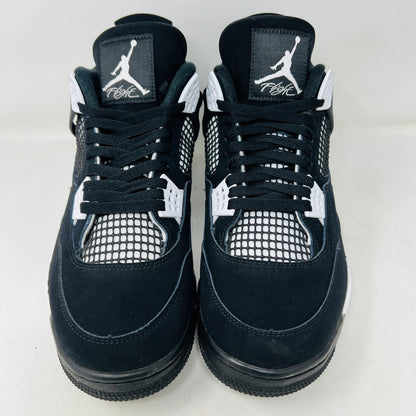 Jordan 4 Retro White Thunder